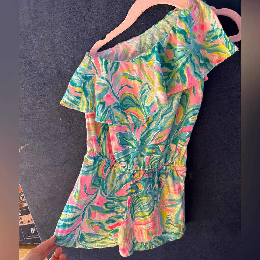 Lilly Pulitzer EUC Girls Sansa One-Shoulder Romper XS (2-3)